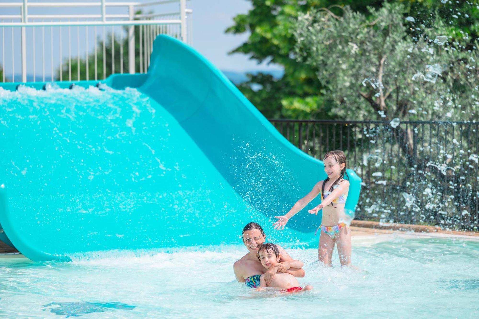 Parque de Campismo Village Riva Blu Padenghe sul Garda