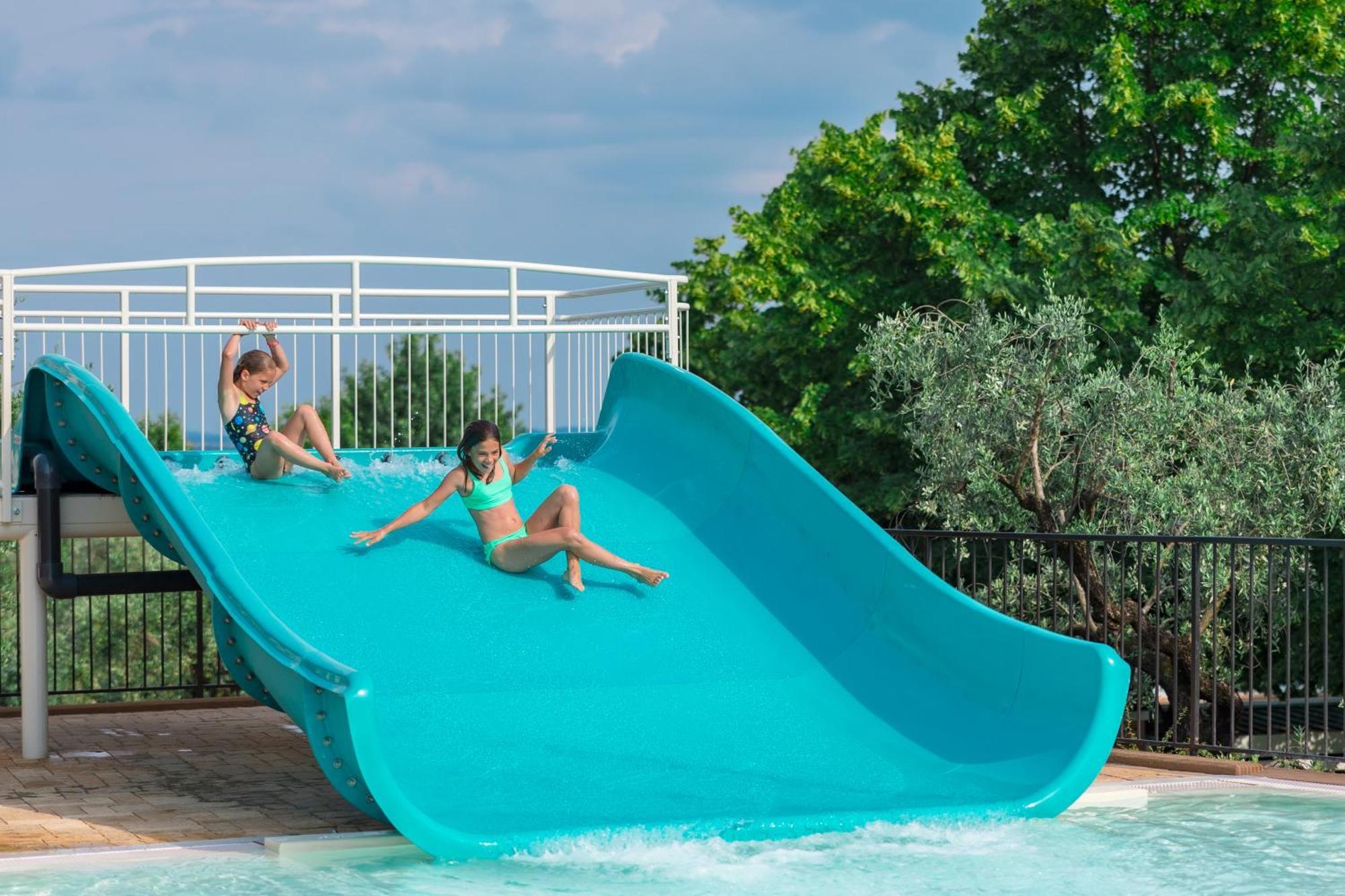 Parque de Campismo Village Riva Blu *